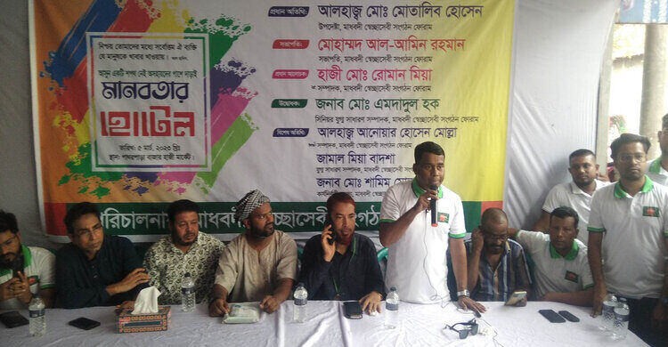 মাধবদীতে মানবতার হোটেলে খাবার খেলেন ১ হাজার মানুষ